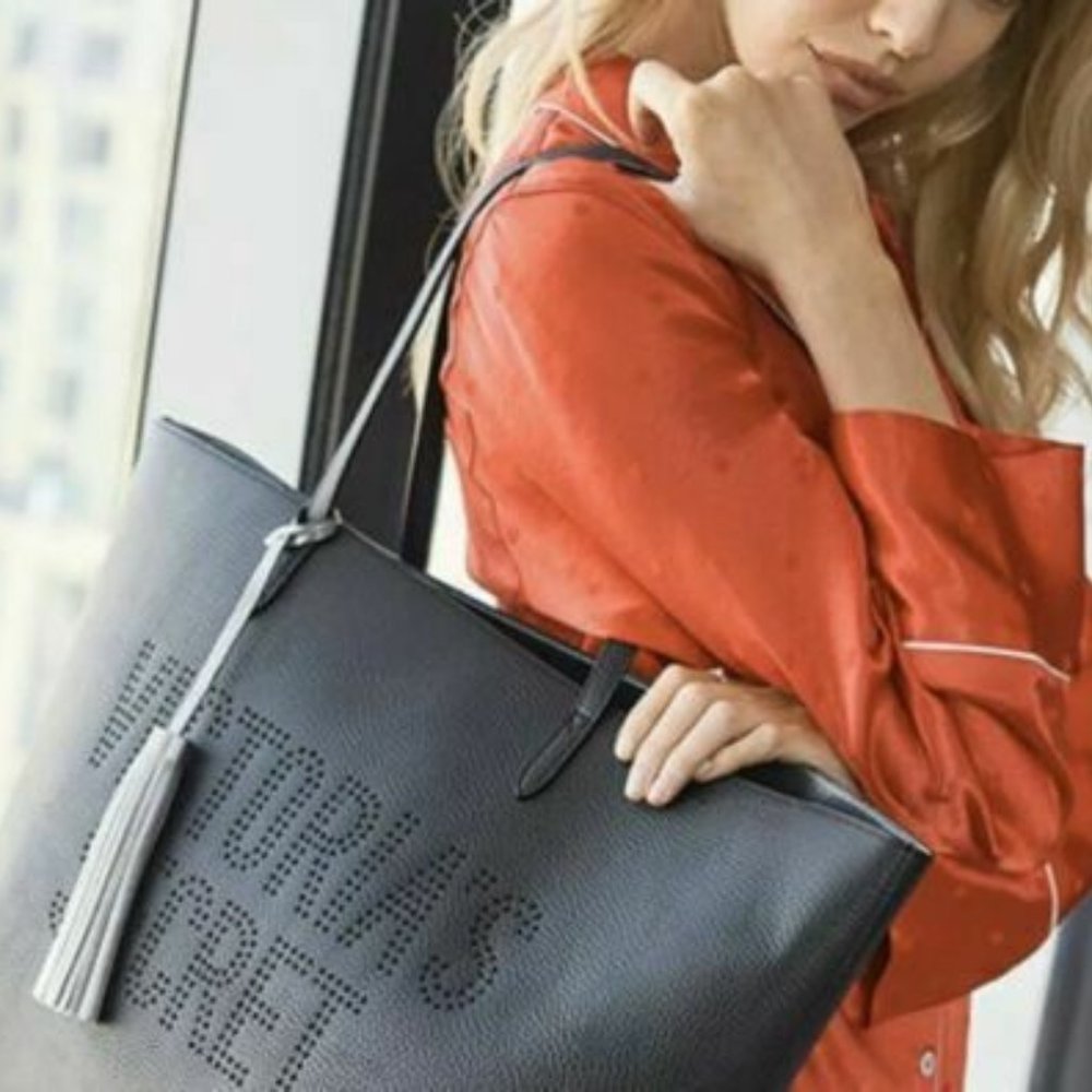 NWT VICTORIAS SECRET LASER CUT LOGO TOTE LARGE BLACK BAG WEEKENDER TASSEL